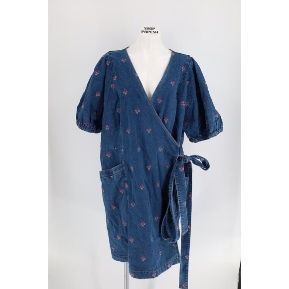 Draper James Women Size 24 Denim Flower Embroidered Wrap Dress - Picture 1 of 11